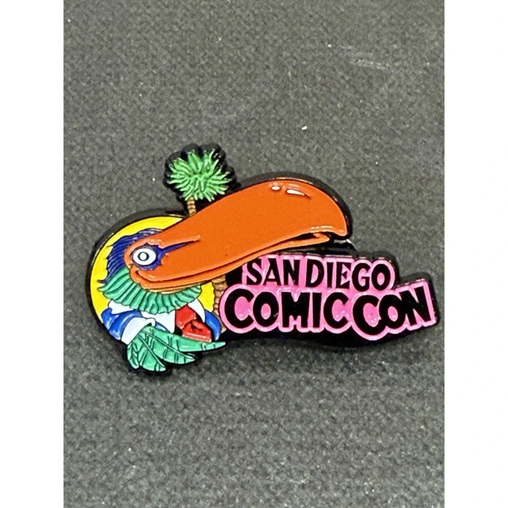 San Diego Comic Con Enamel Pins Unisex OS Gold SDCC 2019 50th Anniversary Lot 2